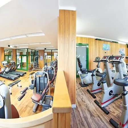 L'ulivo - In The Center, With Fitness, Squash & Private Parking Ξενοδοχείο με διαμερίσματα Μπελάτζιο