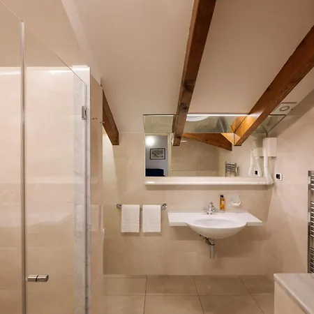 L'ulivo - In The Center, With Fitness, Squash & Private Parking Bellagio