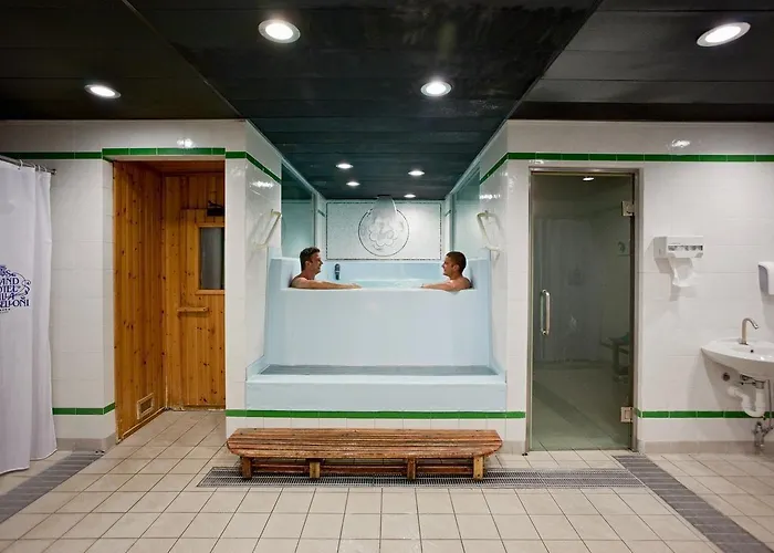 L'ulivo - In The Center, With Fitness, Squash & Private Parking 4*