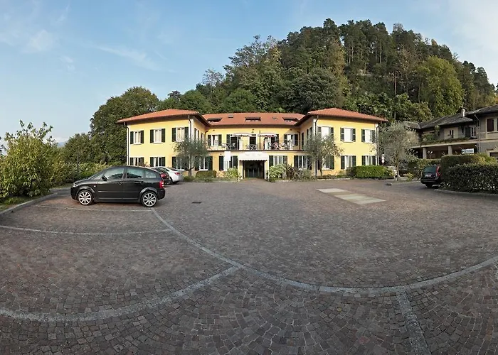 L'ulivo - In The Center, With Fitness, Squash & Private Parking 4* Bellagio