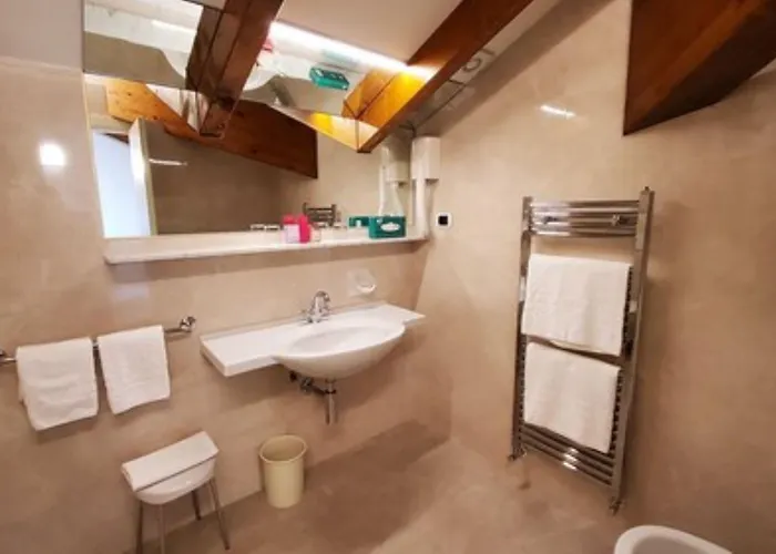 Lägenhetshotell L'ulivo - In The Center, With Fitness, Squash & Private Parking 4*