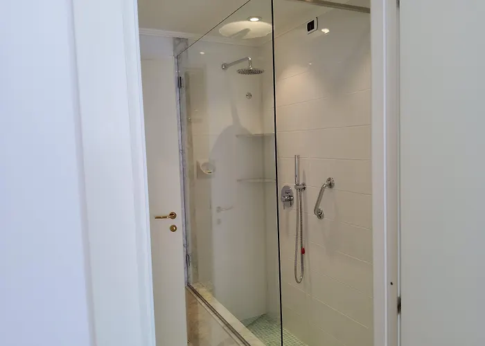 L'ulivo - In The Center, With Fitness, Squash & Private Parking Lägenhetshotell 4*