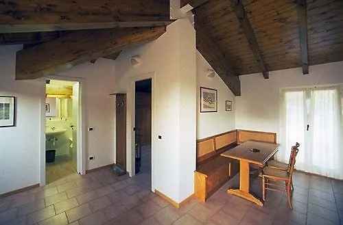 L'ulivo - In The Center, With Fitness, Squash & Private Parking Lägenhetshotell