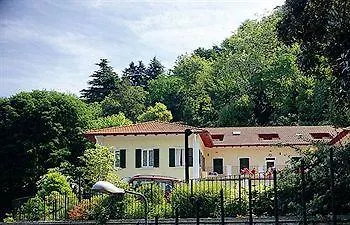 L'ulivo - In The Center, With Fitness, Squash & Private Parking 4* Белладжо