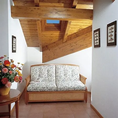 L'ulivo - In The Center, With Fitness, Squash & Private Parking 4* Белладжо